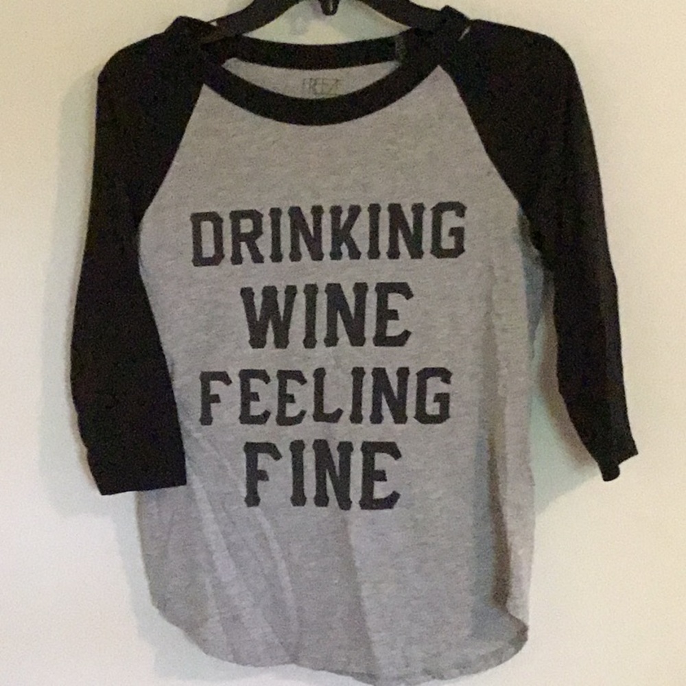 Quarter sleeve t shirt